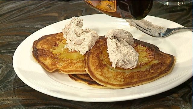 Pineapple & pancakes: Turn your breakfast upside down with this pancake recipe