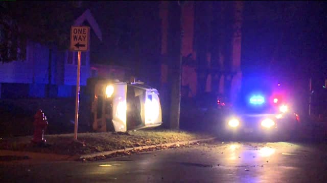 1 in custody after police pursuit ends in crash near 44th and Locust in Milwaukee