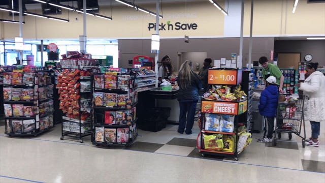 Roundy's adds plexiglass shields as 'protective barrier' at stores nationwide amid coronavirus