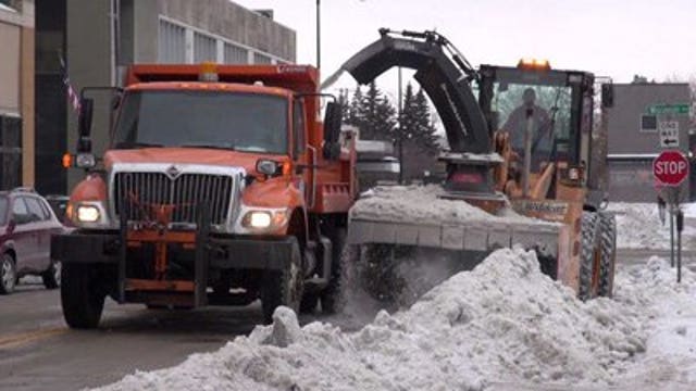 Effort to clear Racine's streets of snow is underway