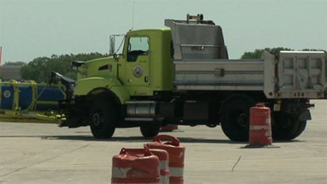Milw. Co. transportation employees put to the test in truck "roadeo"