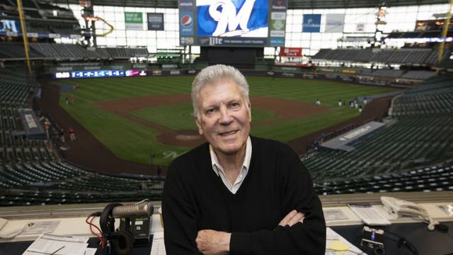 Brewers' public address announcer Robb Edwards to work final game, throw out 1st pitch