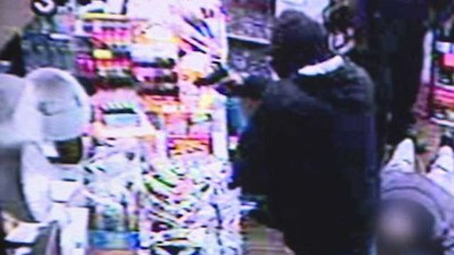 Thieves strike two Racine businesses within minutes