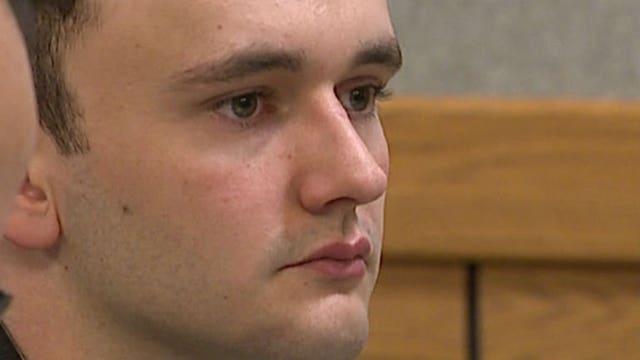 Man accused of drinking at hockey game, strip club prior to crash that killed father, daughter reaches plea deal