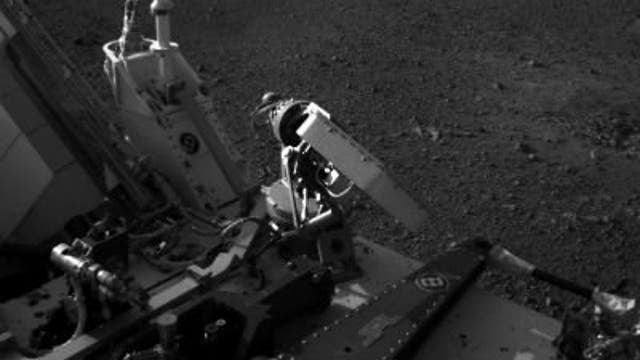 Mars rover Curiosity celebrates 1 year on Red Planet