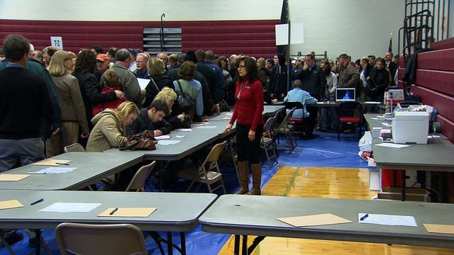 Long lines, sporadic snags in U.S. election Tuesday