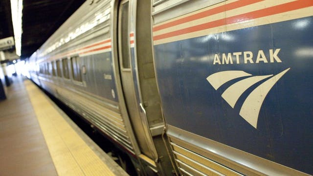 Visit Chicago for the day and stay into the evening; Amtrak Hiawatha adds new late-night rides