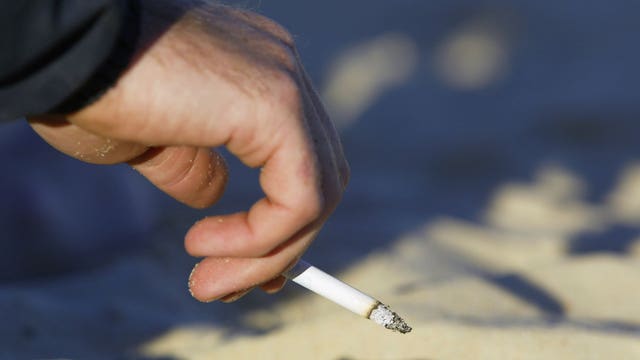 Smokers more at risk in coronavirus fight, study says