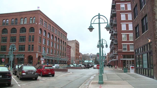 'A matter of life and death:' Small business rescue off to slow start; some banks not ready