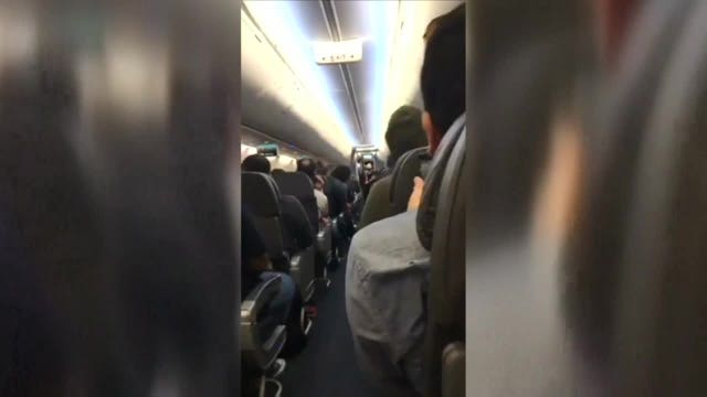 Unruly passenger removed from Miami to Chicago flight