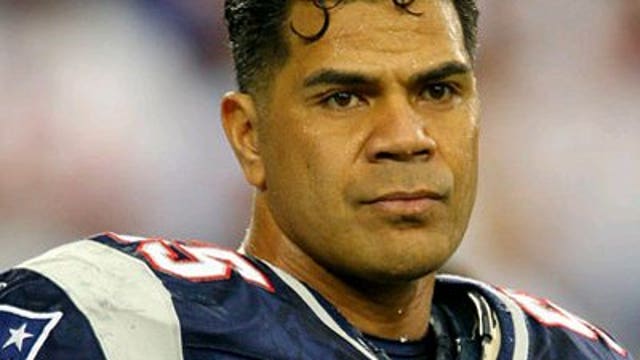Former football star Junior Seau's family sues NFL