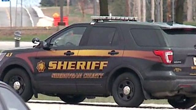 Driver strikes guardrail, killed; Sheboygan County officials say