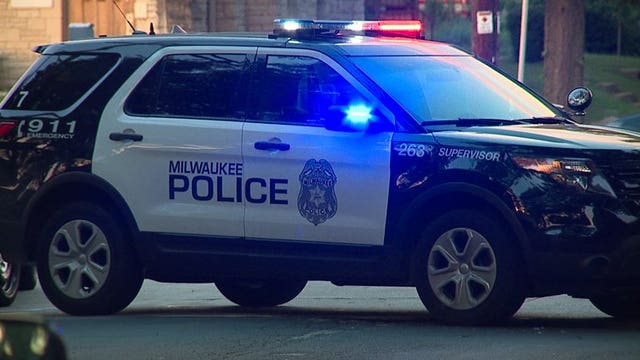 Police: Man shot, wounded near 18th and Teutonia