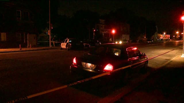 Police: Man shot, injured near 22nd and National in Milwaukee, suspects sought