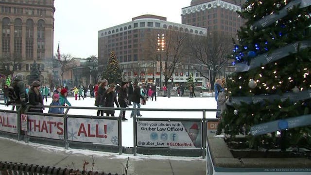 "It's part of winter that makes it beautiful:" Milwaukee enjoys fresh 2015 snowfall