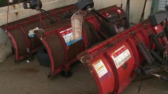 Mayor Barrett, DPW discuss city's snowfall preparedness