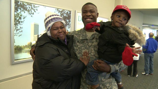 Soldier returns home, just in time for the holidays
