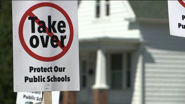 Week of action: Students opposed to MPS takeover plan being considered in Madison walk out of class