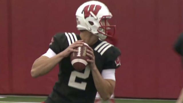 No confusion this year: Head Coach Paul Chryst names Joel Stave starting quarterback for Badgers