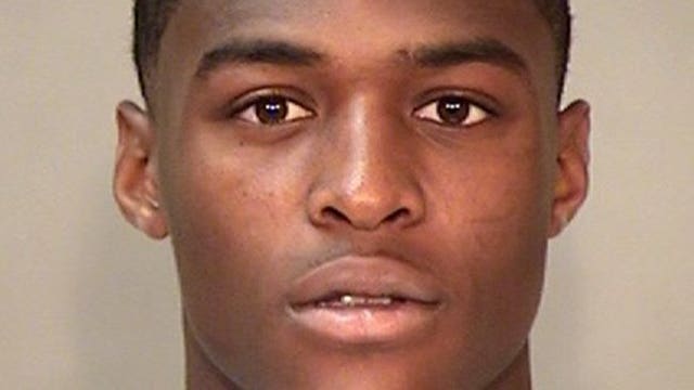 MPD: Reward offered for information leading to arrest in bank robbery