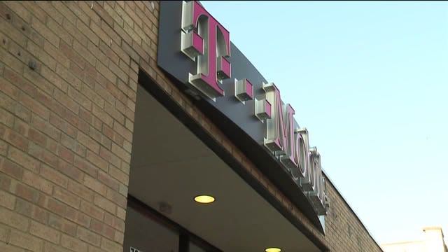 Police: 2 taken into custody after break-in at T-Mobile store in West Allis