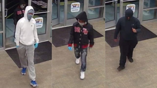 Caught on camera: Police need your help to ID suspects who robbed Sprint store