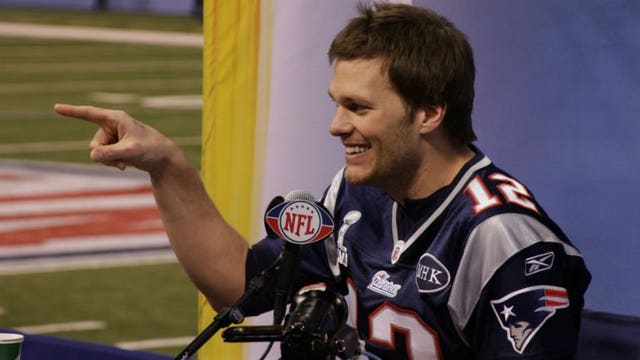 Latest: Tom Brady posts to Facebook about "Deflategate" scandal