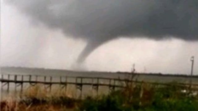 VIDEO: Late autumn tornado tears through eastern Florida