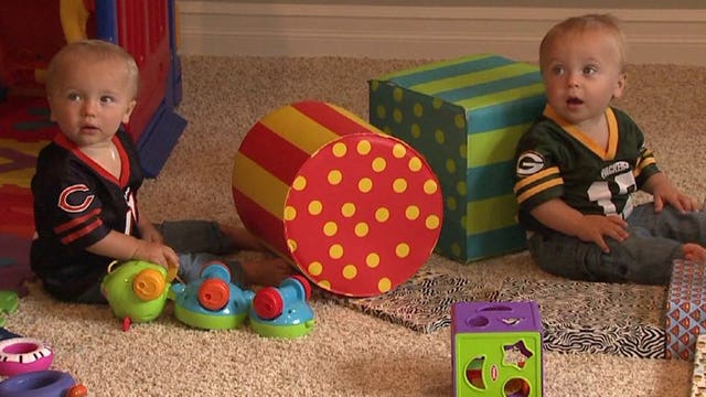 "I just didn't know it'd go that far!" Sun Prairie mom shocked photo of her twins has gone viral