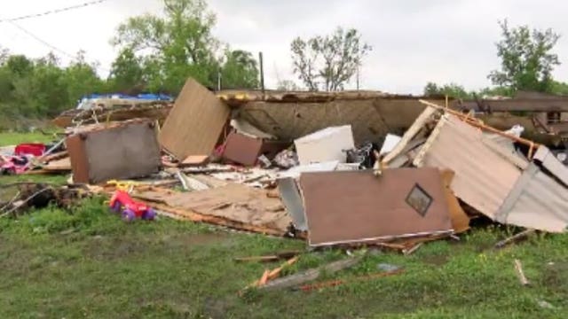 Mother, 3-year-old daughter killed when tornado hit their mobile home in Louisiana