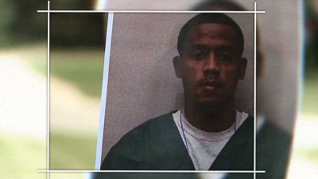 CAPTURED: U.S. Marshals seek clues in search for Dewayne Veasy