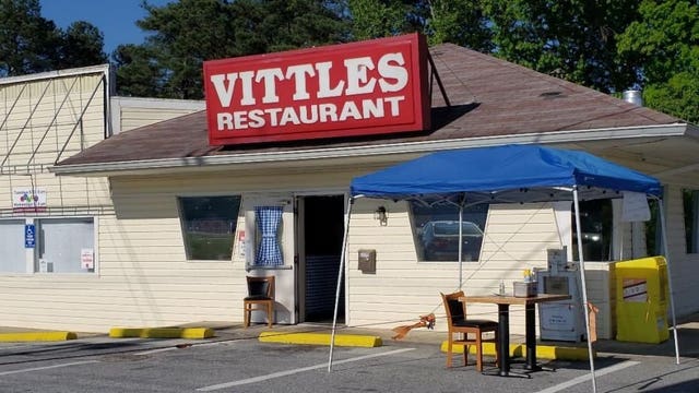 Georgia restaurant owner sells car to have enough money to pay her employees