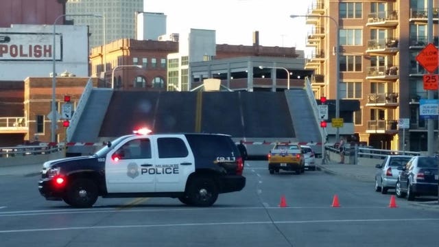 Developing: Water Street Bridge stuck in "up" position; crews working on a fix