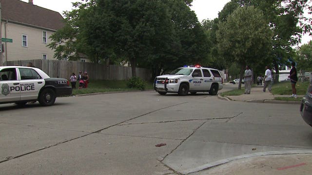 No one in custody after pursuit of vehicle stolen in West Allis ends in Milwaukee