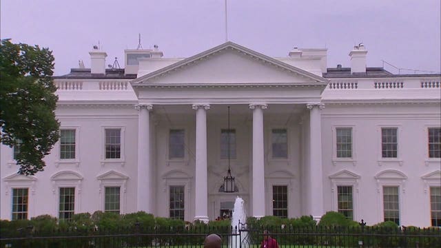 Secret Service apprehends attempted White House fence jumper
