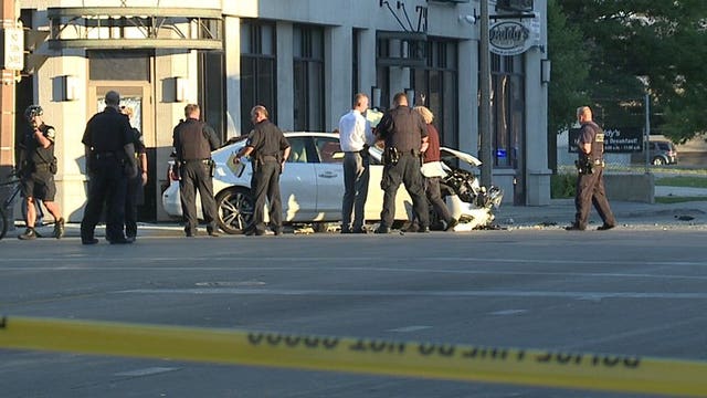 Latest: 1 dead, 1 injured after crash at 27th and Wells in Milwaukee