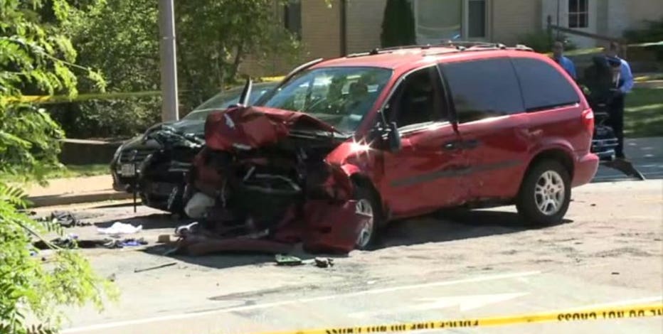 トップス G.V.G.V destroy crash damage design 82nd-and-north-fatal-crash-2.