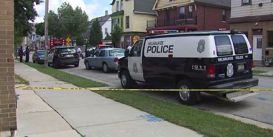 Milwaukee police: 60-year-old man killed in shooting near Bremen and Wright