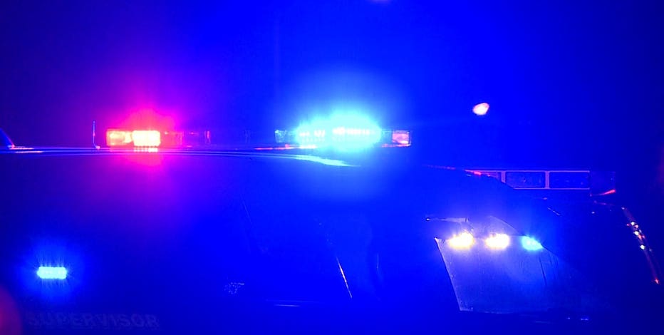Man critically injured in shooting near 76th and Bobolink