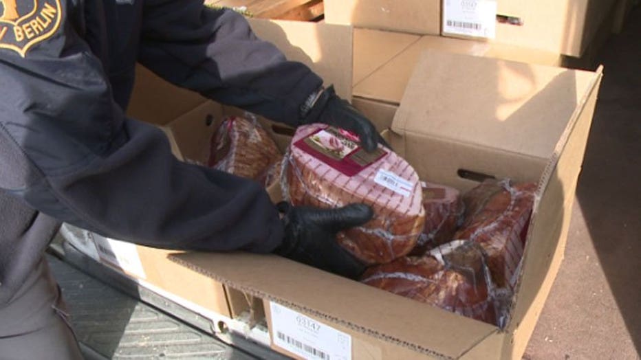 New Berlin police and firefighters join forces to help the hungry