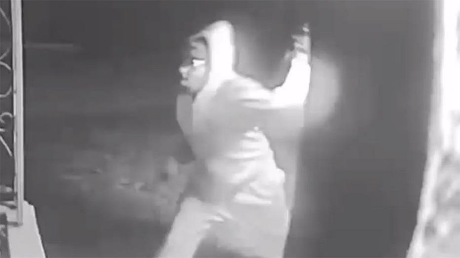 Arson suspect sought