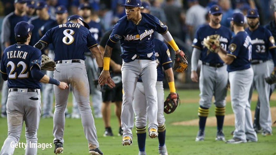 League Championship Series - Milwaukee Brewers v Los Angeles Dodgers - Game Three