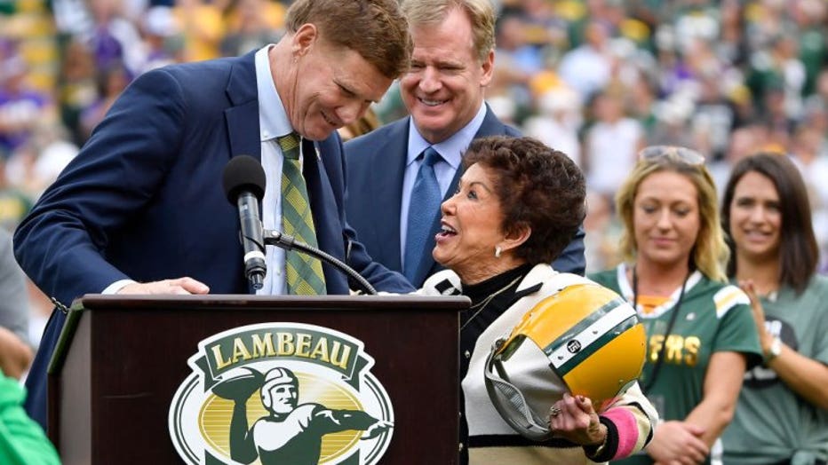 Green Bay Packers President and CEO Mark Murphy speaks as NFL Commissioner Roger Goodell and Cherry Starr watch during a halftime ceremony honoring former Packer Bart Starr Sunday, September 15, 2019, at Lambeau Field in Green Bay, Wis. Gpg Packers Vs Vikings 091519 Jc2077. © Joshua Clark/USA TODAY NETWORK-Wis, Green Bay Press-Gazette via Imagn Content Services, LLC (NFL)