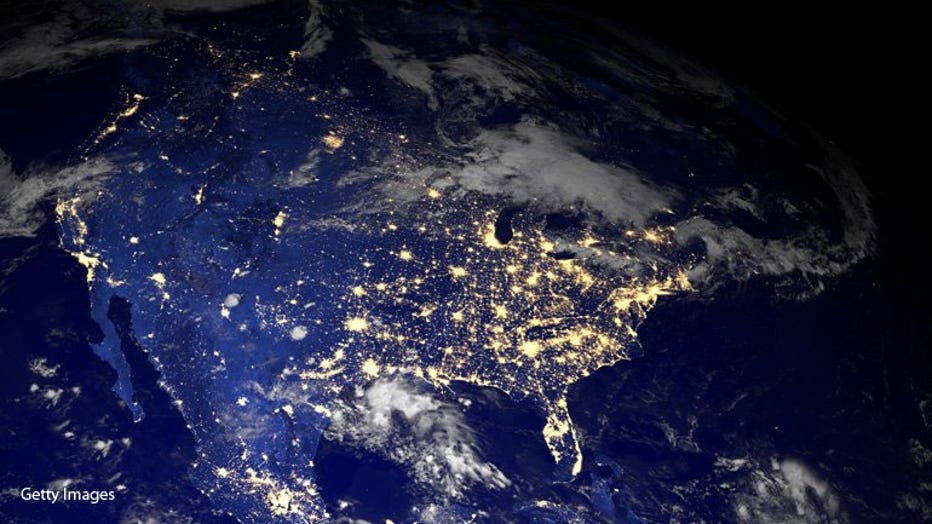 GettyImages-185205392 Earth at night