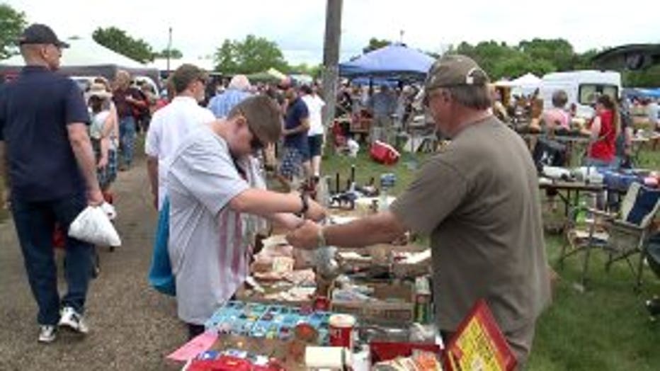 Maxwell Street Days Giant rummage sale to benefit Cedarburg Fire