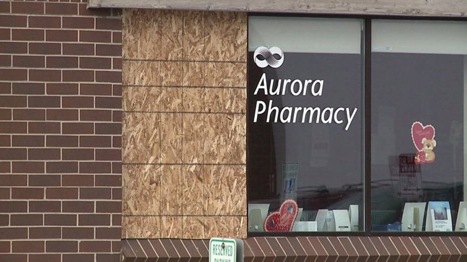 Aurora Pharmacy robbed