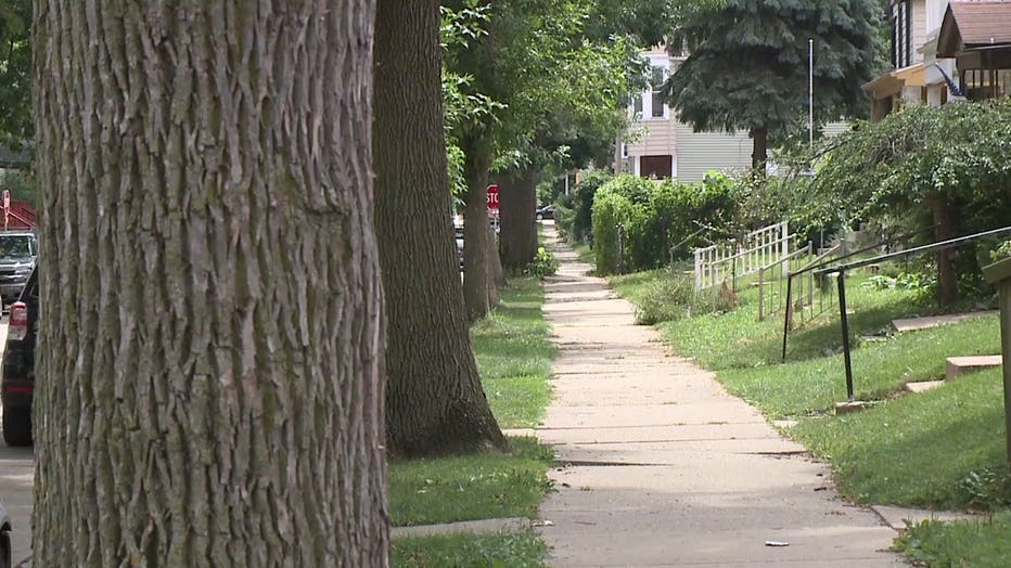 string of armed robberies in milwaukee