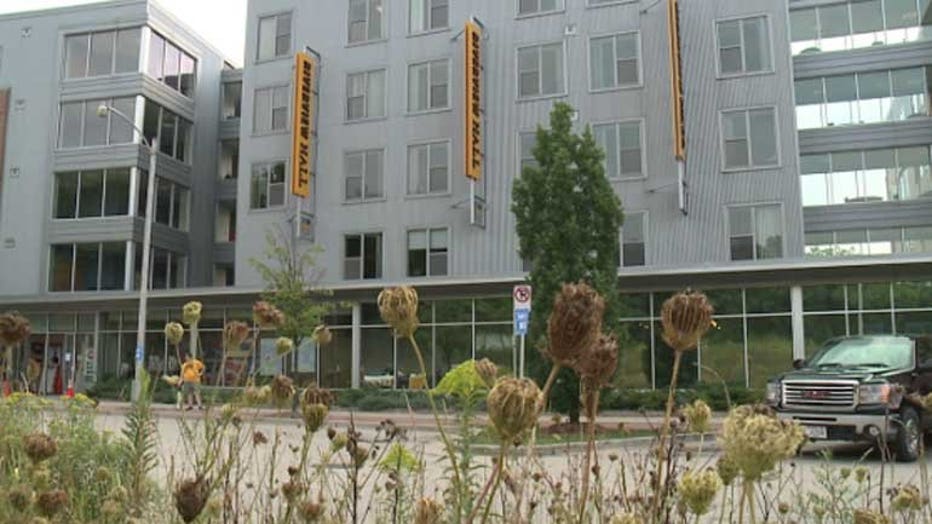 3,000 freshman will move into the UWM campus over the next week