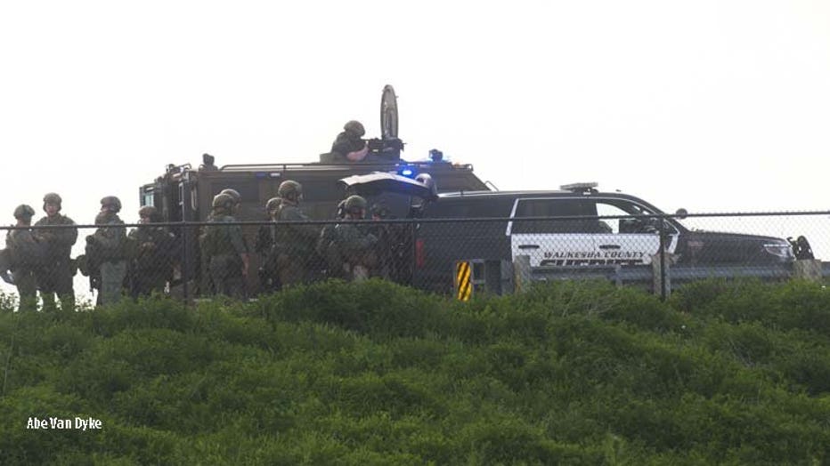 Standoff near Oconomowoc (PHOTO: Abe Van Dyke)