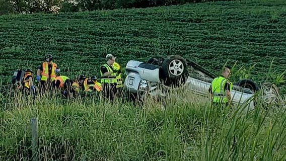 Officials: 3 teens, 1 adult hurt in rollover crash off of I-43 in Grafton